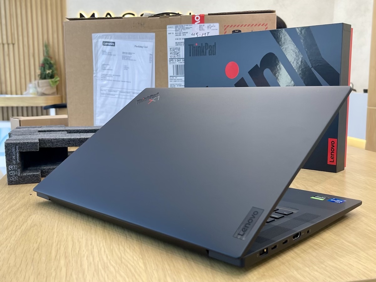 ThinkPad P1 Gen 4 - Core I9 11950H 64GB 1TB Nvidia Quadro ThinkPad P1 Gen 4 - Core I9 11950H 64GB 1TB Nvidia Quadro
